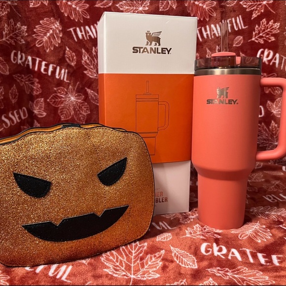 Pumpkin Spice Stanley Quencher 40 oz. Perfect for fall!! 🎃 🎃 - Picture 6 of 10
